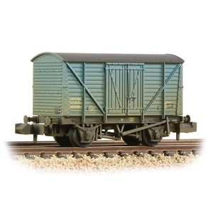 373-727B 10T Insulated Van ice blue weathered (image for) 373-727B 10T Insulated Van ice blue weathered
